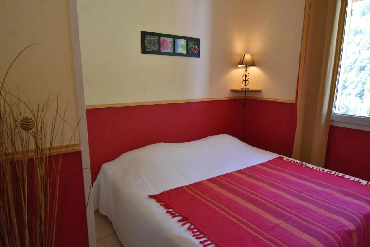 Vaujanylocations - Roches Grandes 47 Villa Holiday home