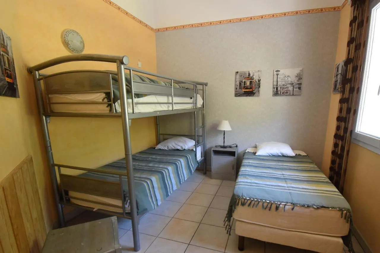 Vaujanylocations - Roches Grandes 47 Villa